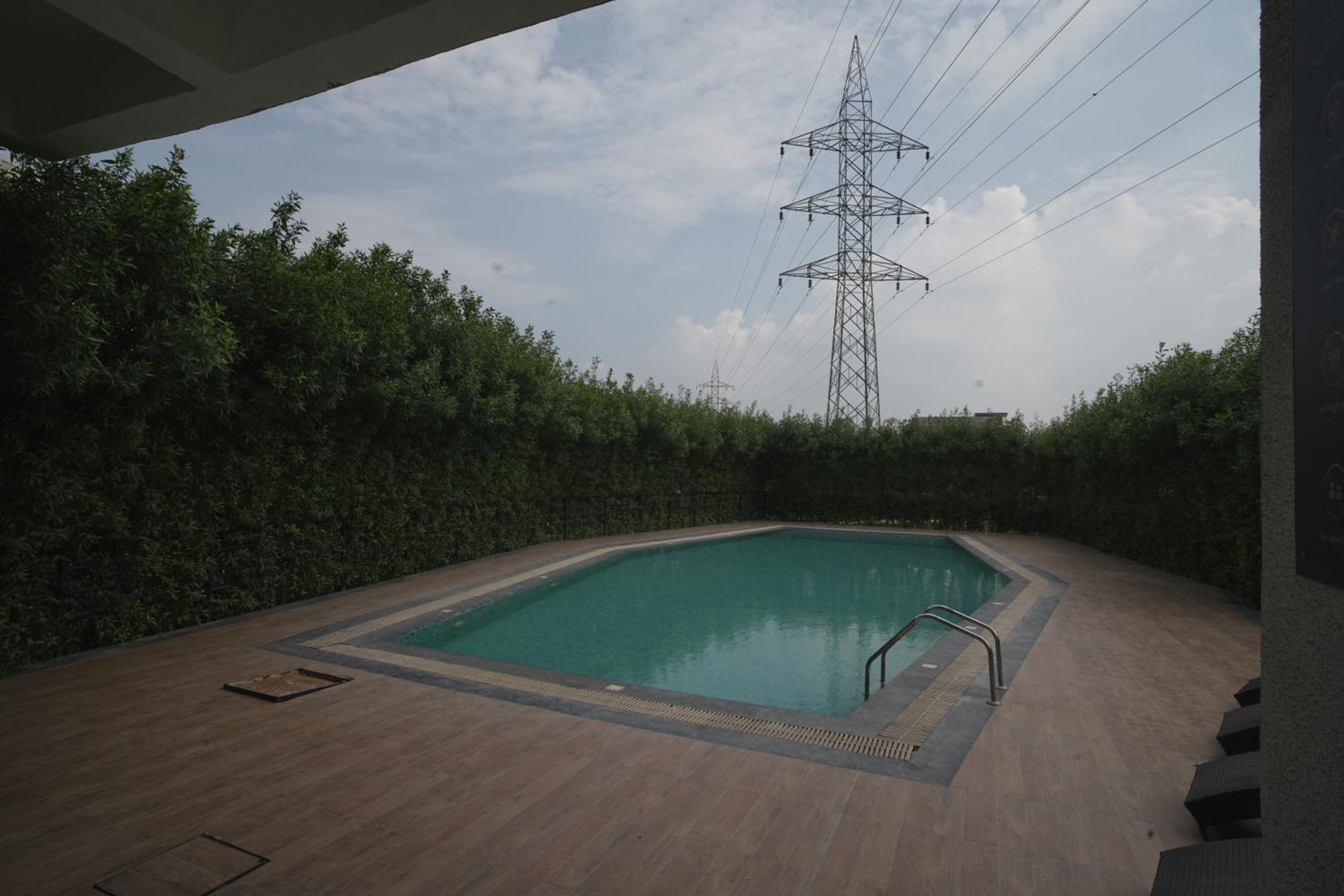 Tdi Club Retreat Sector-110 Hotel Mohali Екстериор снимка