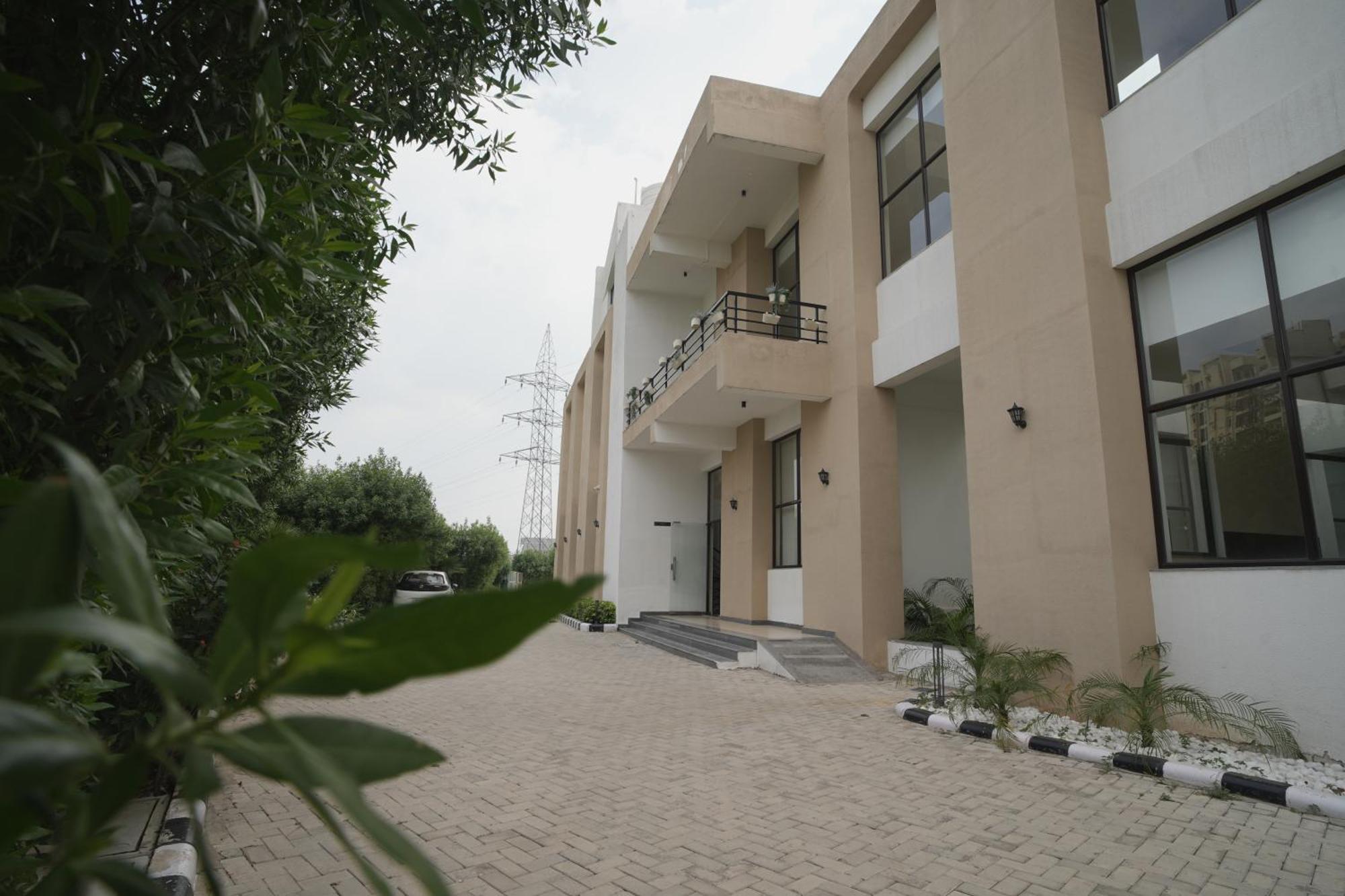 Tdi Club Retreat Sector-110 Hotel Mohali Екстериор снимка