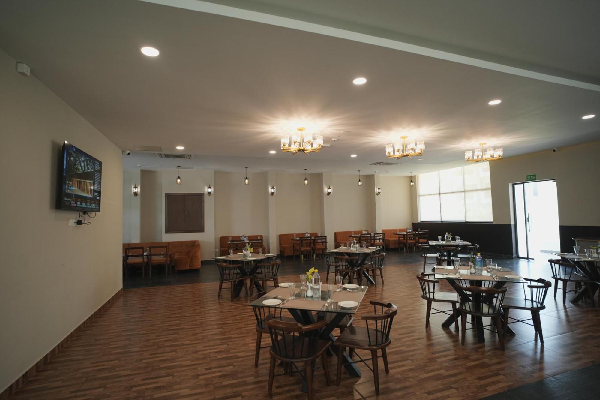 Tdi Club Retreat Sector-110 Hotel Mohali Екстериор снимка